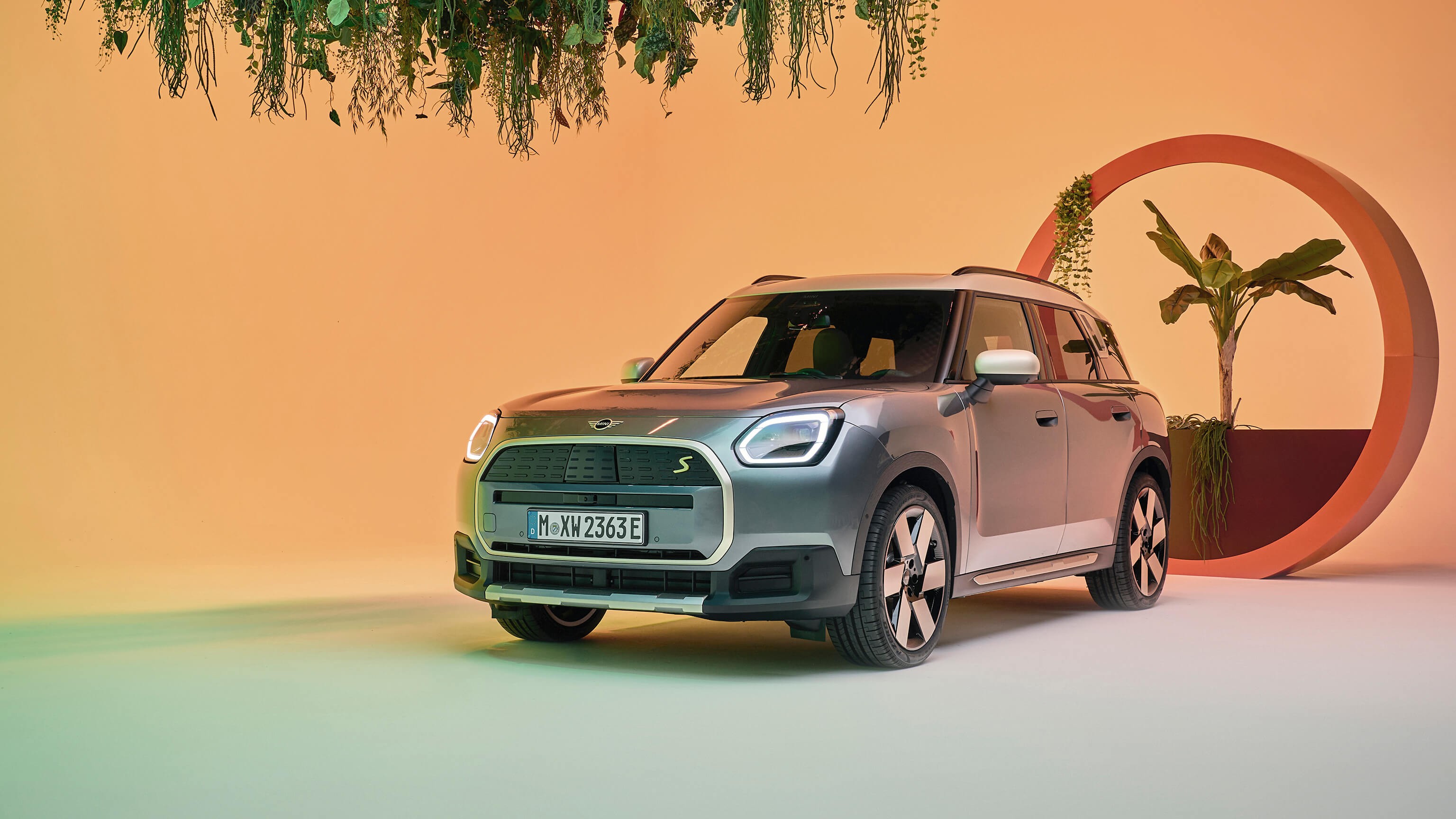 THE NEW MINI COOPER 5-DOOR.